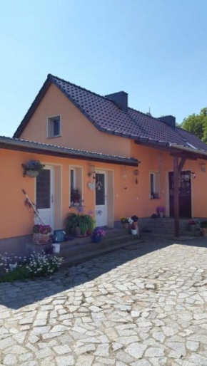 Appartement in Buchenhain mit Großem Garten
